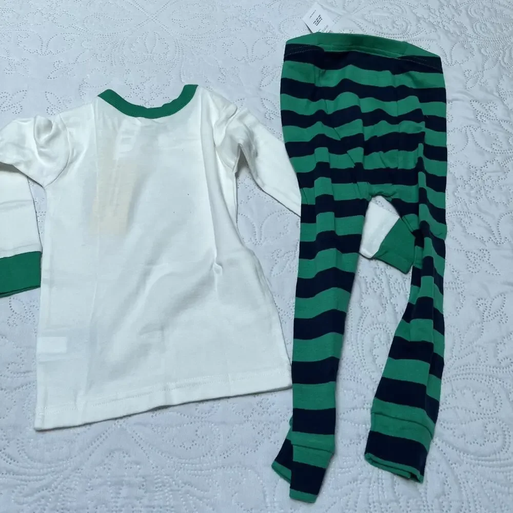 NWT Gap Organic Cotton Shamrock PJs Size 4